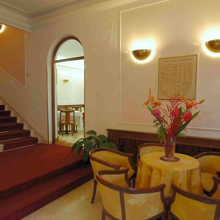 Zunica Ospitalita Dal 1880 Hotel Civitella Del Tronto Ngoại thất bức ảnh