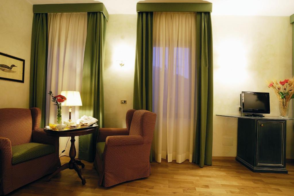 Zunica Ospitalita Dal 1880 Hotel Civitella Del Tronto Phòng bức ảnh