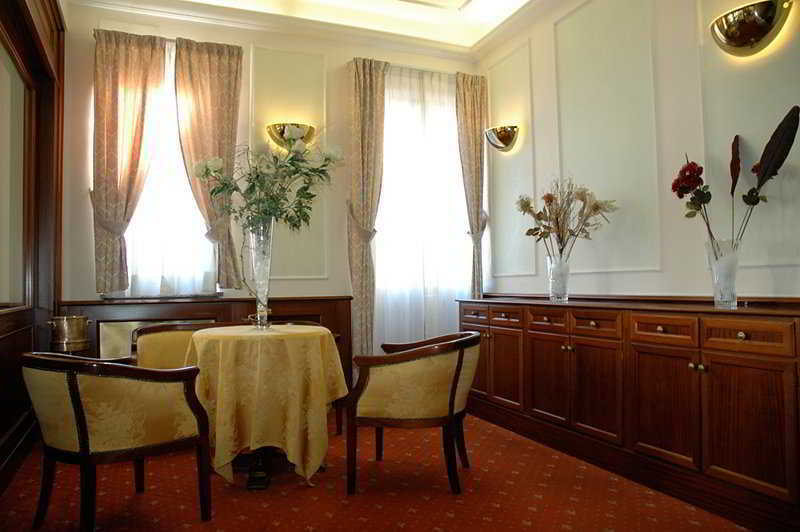 Zunica Ospitalita Dal 1880 Hotel Civitella Del Tronto Ngoại thất bức ảnh